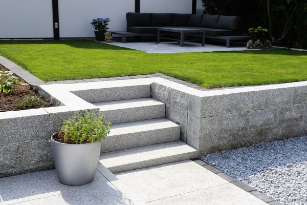 Backyard Step Repair in San Francisco